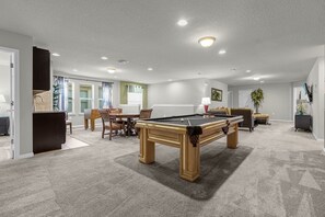Spielezimmer