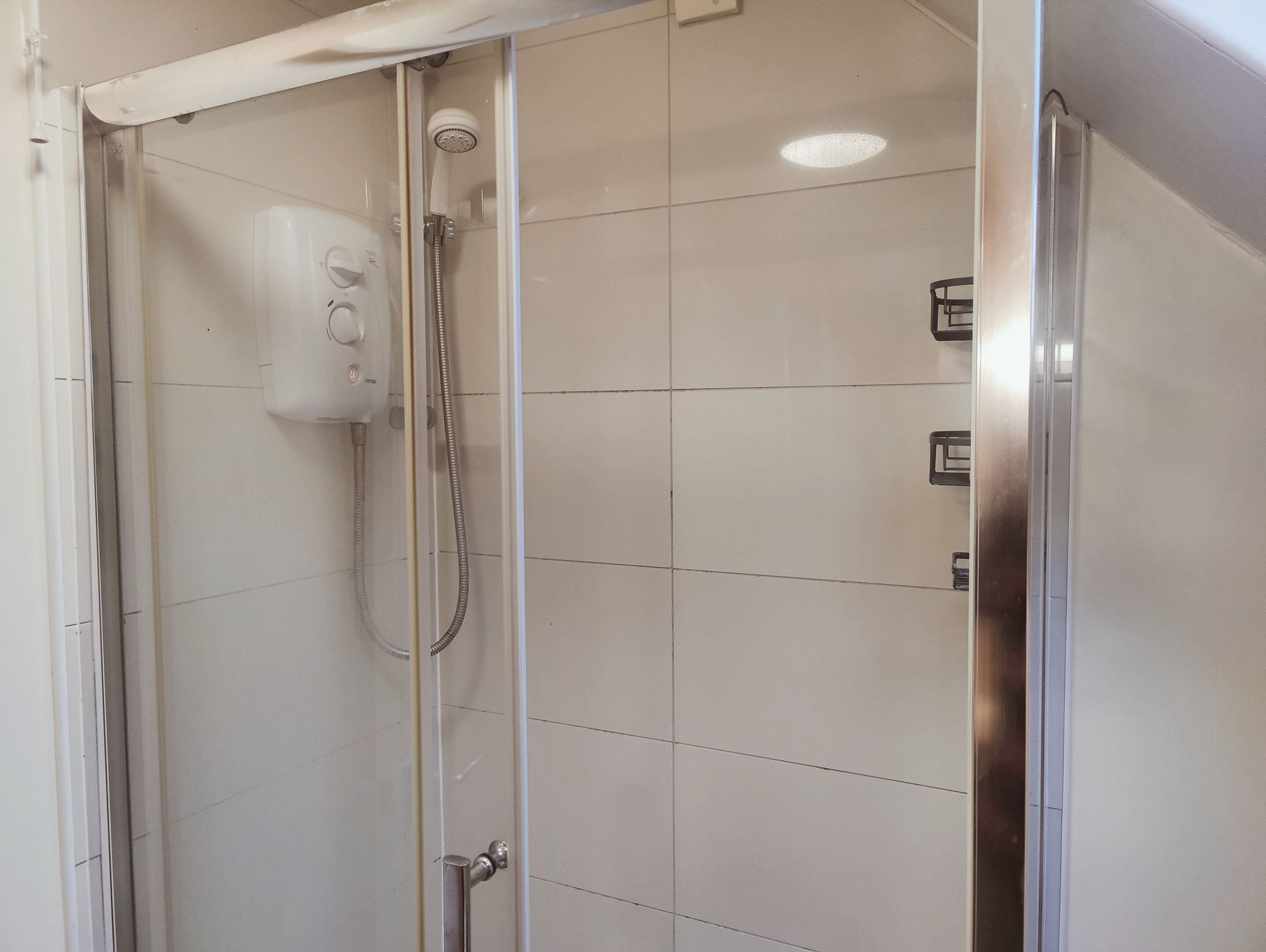 Shower, towels