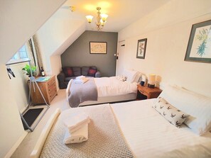 1 bedroom, free WiFi, bed sheets