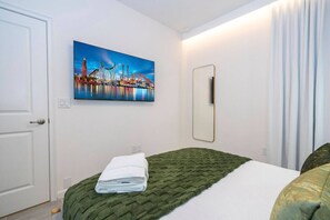 5 Schlafzimmer, Bügeleisen/Bügelbrett, WLAN, Bettwäsche