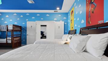 9 bedrooms, iron/ironing board, WiFi, bed sheets