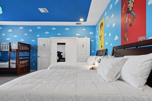9 bedrooms, iron/ironing board, WiFi, bed sheets