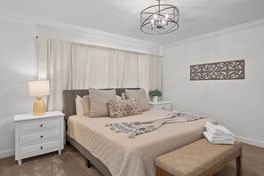 4 dormitorios, tabla de planchar con plancha, wifi y ropa de cama