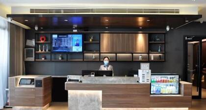 Hanting Hotel (Yanggu Gushan Road)