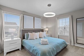 7 chambres, fer et planche à repasser, Wi-Fi, draps fournis