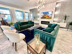 Smart TV - Last Minute Disney! Private Pool, Game Room & Themed Bedrooms. Book Now! #135635 (Orlando)