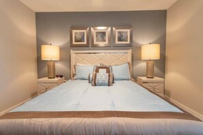 4 chambres, fer et planche à repasser, Wi-Fi, draps fournis