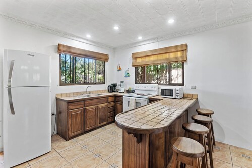 2-Bedroom House with Pool