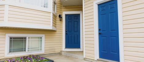 تفاصيل الفندق من الخارج