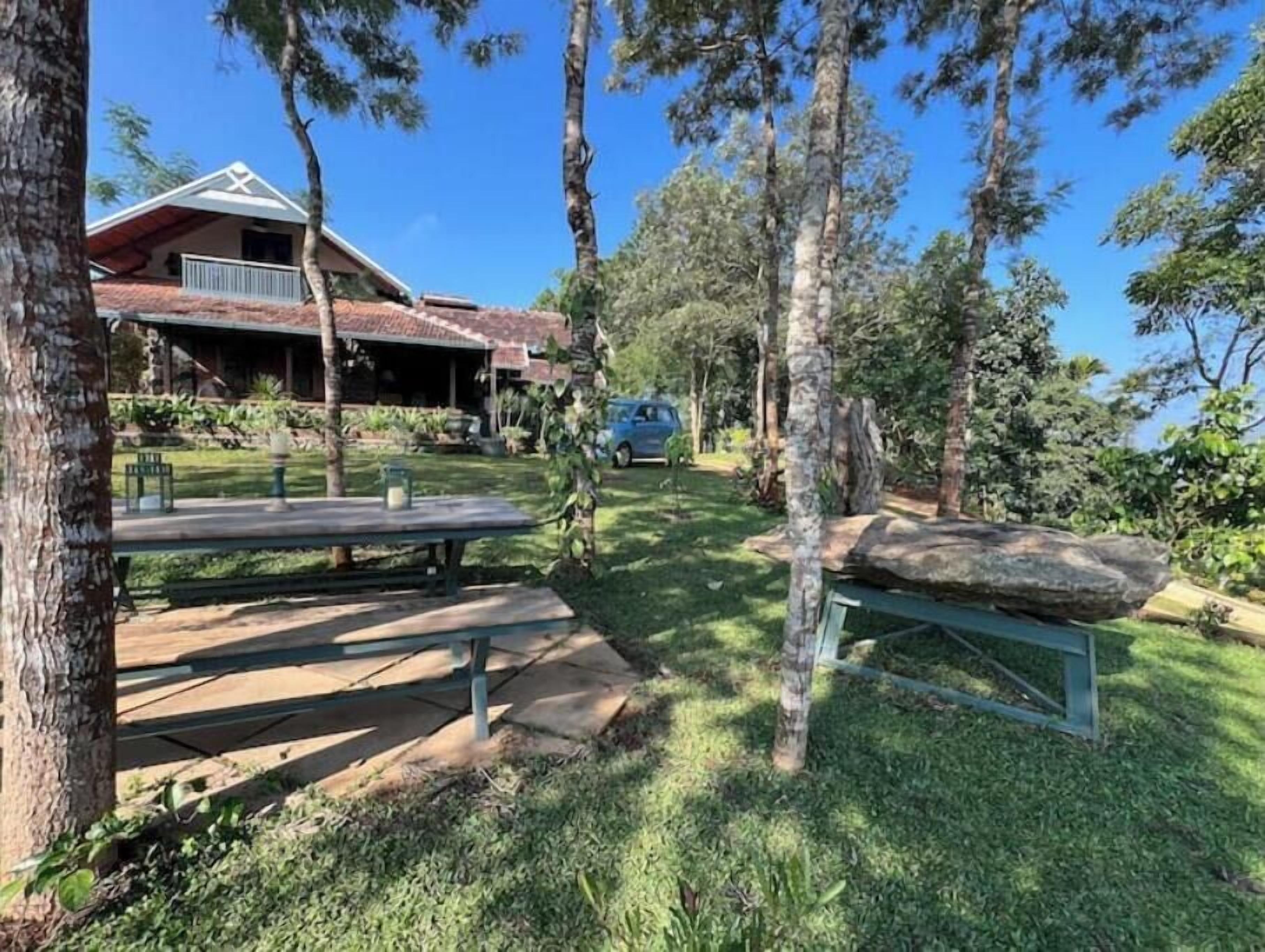 屋外ダイニングエリア