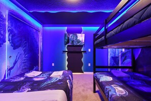 10 bedrooms, iron/ironing board, WiFi, bed sheets - Last Minute Disney! Private Pool, Game Room & Themed Bedrooms. Book Now! #135867 (Orlando)