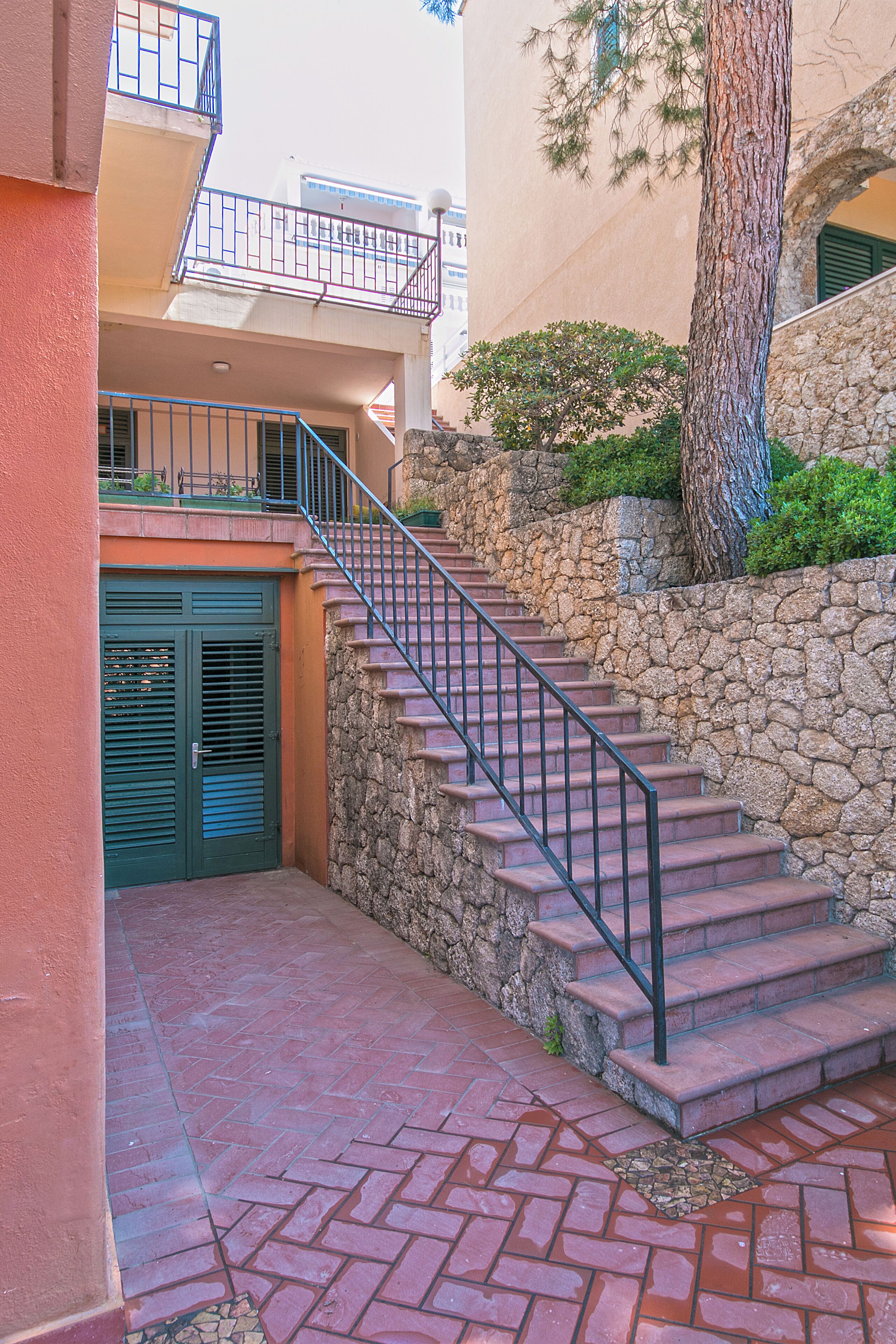 تفاصيل الفندق من الخارج