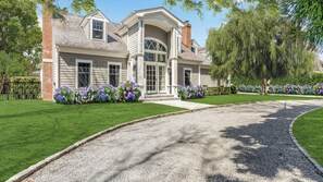 Exterior - Luxurious Southampton Retreat with Private Pool and Pool House, Great for... (Southampton)