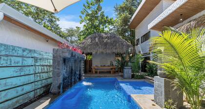 Luxury Retreat Villa private Pool & BBQ by SPCR