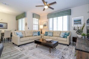 Smart TV - Disney Getaway! Private Pool & Themed Bedrooms. Book Now! #SLR410 (Orlando)