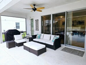 Terrace/patio - Last Minute Disney Getaway! Luxury Villa with Private Pool. Book Now! #136415 (Orlando)