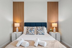 5 slaapkamers, een strijkplank/strijkijzer, wifi, beddengoed