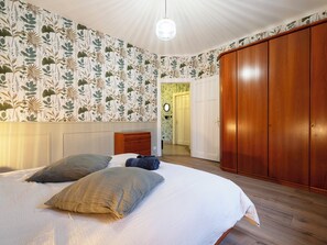 2 bedrooms, iron/ironing board, travel cot, WiFi - Le Vintage ⭐️ ⭐️ ⭐️ ⭐️ (Metz)