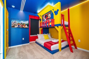 5 bedrooms, iron/ironing board, travel cot, WiFi - Disney Getaway! Private Pool & Game Room. Book Now! #WC81 (Orlando)