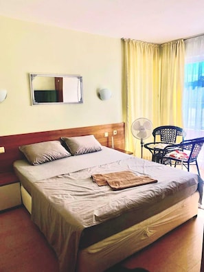 2 bedrooms, WiFi, bed sheets - One bedroom apartment in Sunny Beach, Bulgaria. (Слънчев бряг)