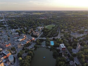 Exterior - Edisons Inn (Stratford)