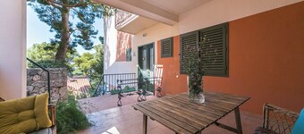 Enchanting apartment with WiFi in beautiful Brela with a loggia