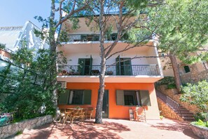 Exterior - Enchanting apartment with WiFi in beautiful Brela with a loggia (Brela)