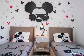 5 makuuhuonetta, silitysrauta/-lauta, Wi-Fi, vuodevaatteet