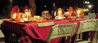 Welcoming 13-bedroom campground in Saadani National Park.