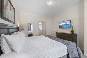 3 Schlafzimmer, BĂŒgeleisen/BĂŒgelbrett, WLAN, BettwĂ€sche