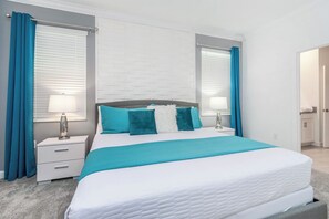 10 bedrooms, iron/ironing board, free WiFi, bed sheets - Themed BR & Game tables, Storey Lake 21059! (Kissimmee)