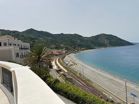 Beach. Casa D'Amare