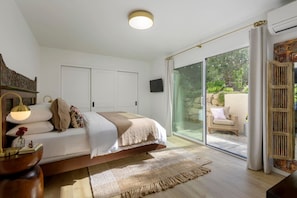 1 bedroom, desk, iron/ironing board, travel cot