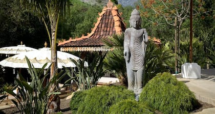 Private Garden | Family Friendly