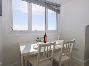 Dining - Sandunes 1 (Rye)