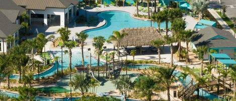 Een verwarmd zwembad