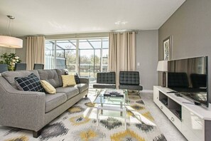 Smart TV - Last Minute Disney Getaway! Private Pool & Themed Bedrooms. Book Now! #114333 (Orlando)