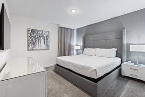 9 quartos, ferros/tábuas de passar roupa, Wi-Fi, roupa de cama