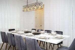 Dining - Last Minute Disney! Private Pool, Hot Tub & Themed Bedrooms. Book Now! #116029 (Orlando)
