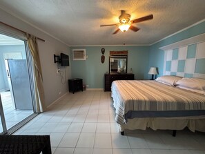 1 dormitorio, tabla de planchar con plancha, wifi gratis y ropa de cama