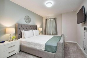 5 bedrooms, iron/ironing board, WiFi, bed sheets