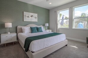 6 bedrooms, iron/ironing board, WiFi, bed sheets