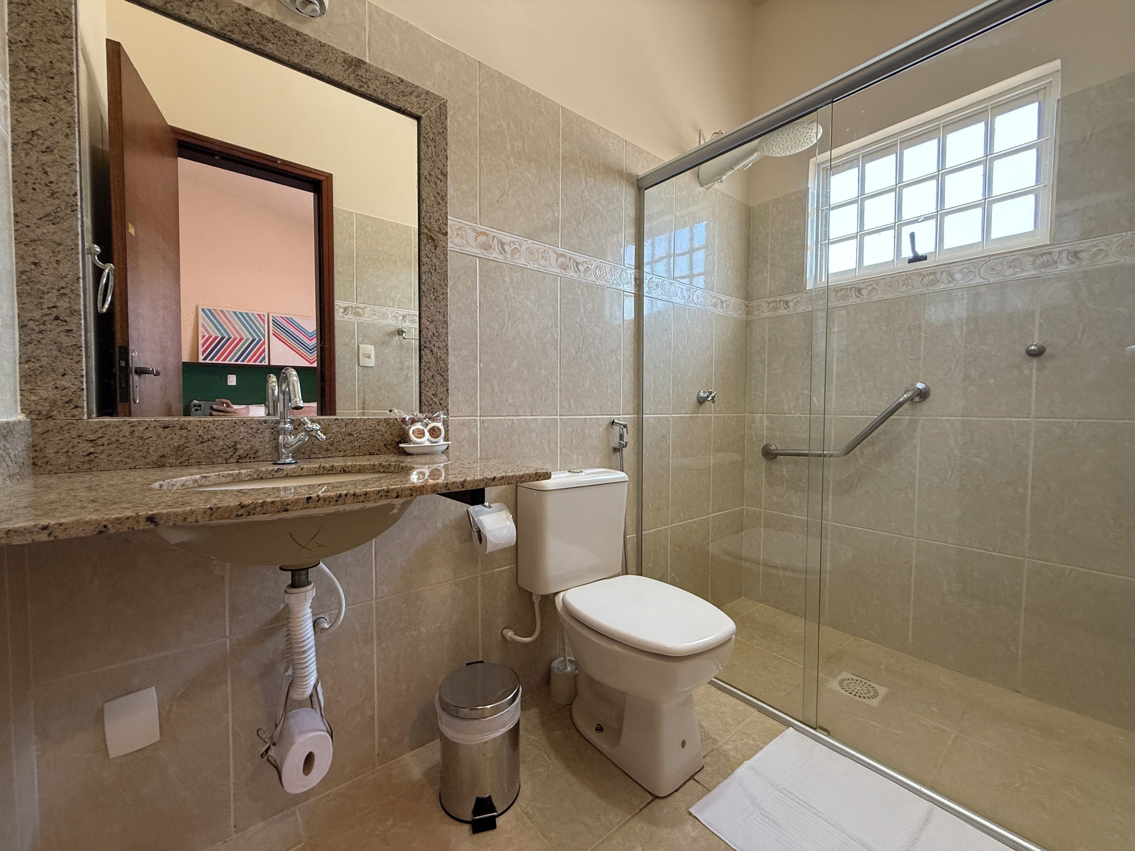 Standard Suite, Mountain View | Bathroom | Shower, free toiletries, towels, soap