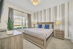 4 室のベッドルーム、アイロン / アイロン台、WiFi、ベッドシーツ