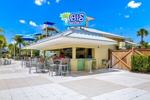 Outdoor dining - Last Minute Disney! Private Pool, Game Room & Themed Bedrooms. Book Now! #128411 (Orlando)