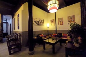 Unclassified image, 3 of 23, button - Zhouzhuang Qingfeng Mingyuelou Boutique Inn (Kunshan)