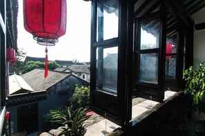 Unclassified image, 4 of 23, button - Zhouzhuang Qingfeng Mingyuelou Boutique Inn (Kunshan)