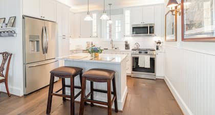 Historic 4-bedroom house in Gettysburg with AC, WiFi, walk to sites