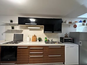 Apartment | Private kitchen | Fridge, microwave, oven, stovetop - Nerezine Cozy Apartment Retreat (Mali Losinj)