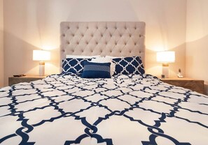 2 bedrooms - Beautiful Decor 2BR Apartment Near Disney (Kissimmee)